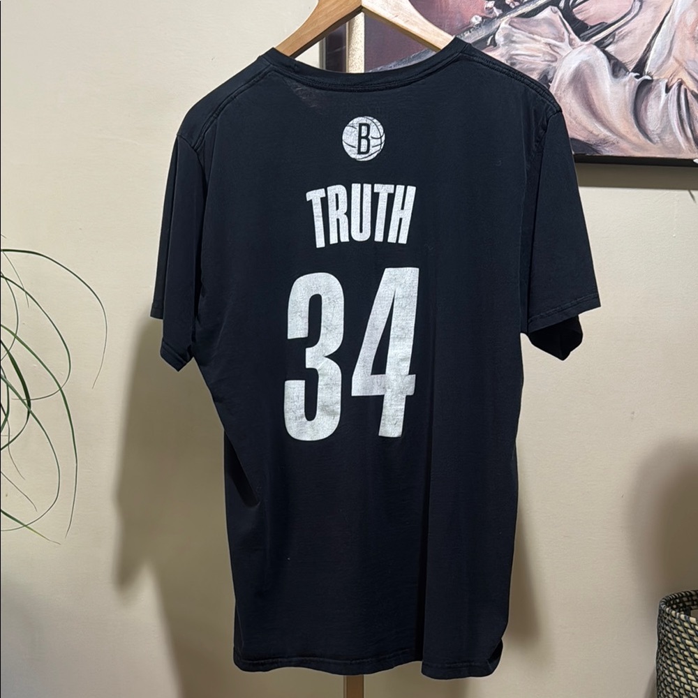Vintage Adidas Paul Pierce Brooklyn Nets Tee (Trim fit)